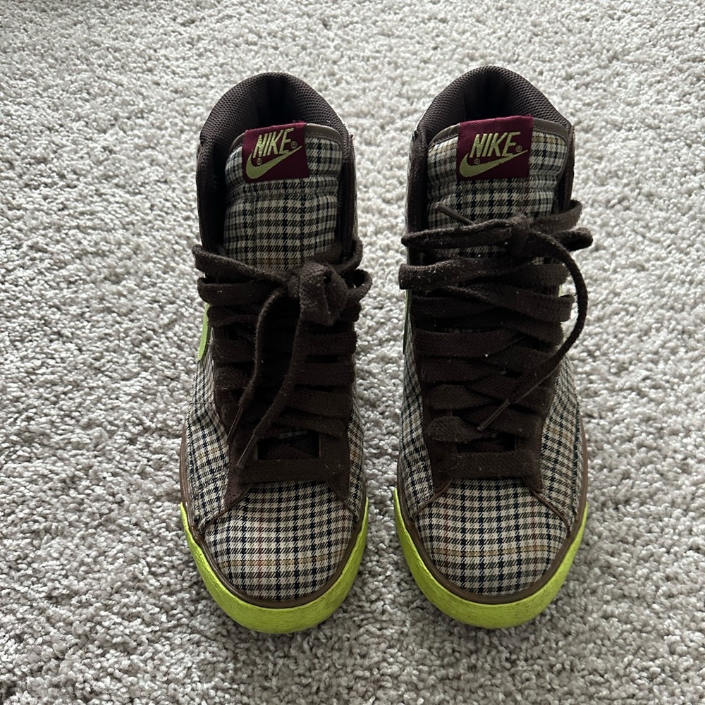 Nike Blazer  Checkered High-Top Sneakers - Brown and Yellow